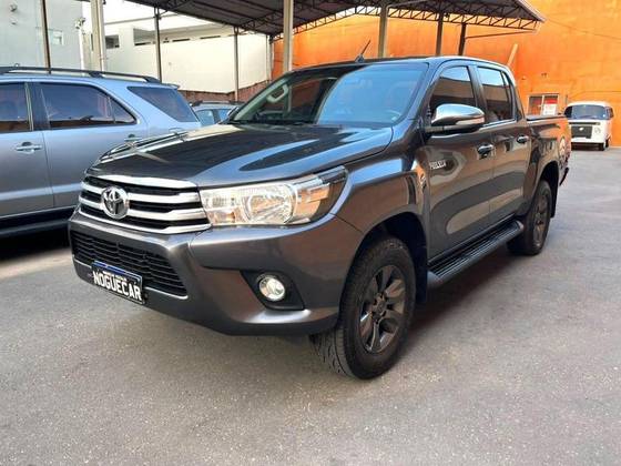 TOYOTA HILUX 2.8 SRV 4X4 CD 16V DIESEL 4P AUTOMÁTICO TOYOTA HILUX 2.8 SRV 4X4 CD 16V DIESEL 4P AUTOMÁTICO